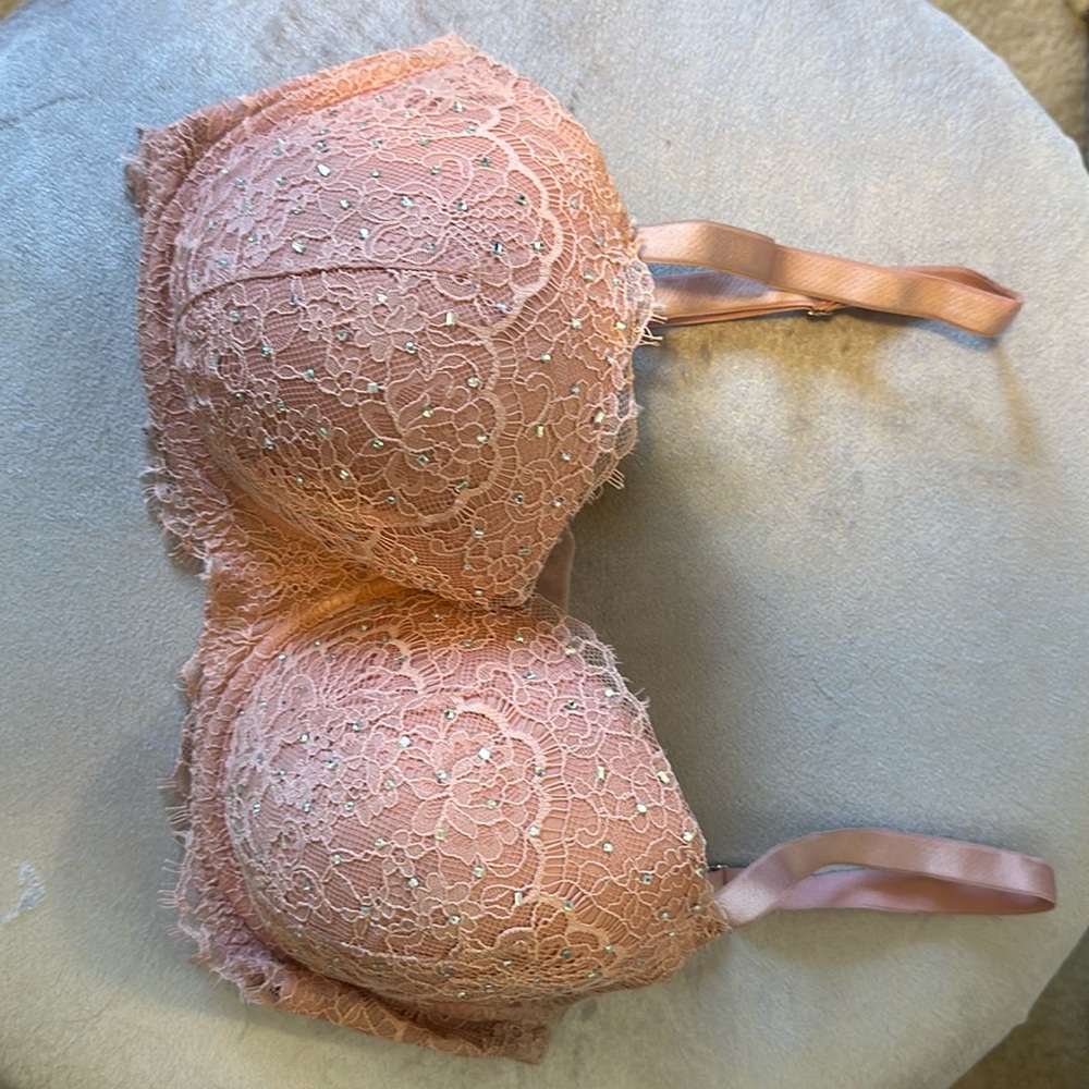 Victoria’s Secret Demi Bra